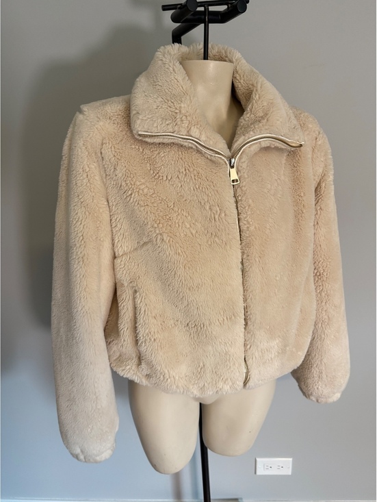 Urban Outfitters Jackets & Blazers - Urban Outfitters Beige Faux Fur Zip-Up Jacket Size S
